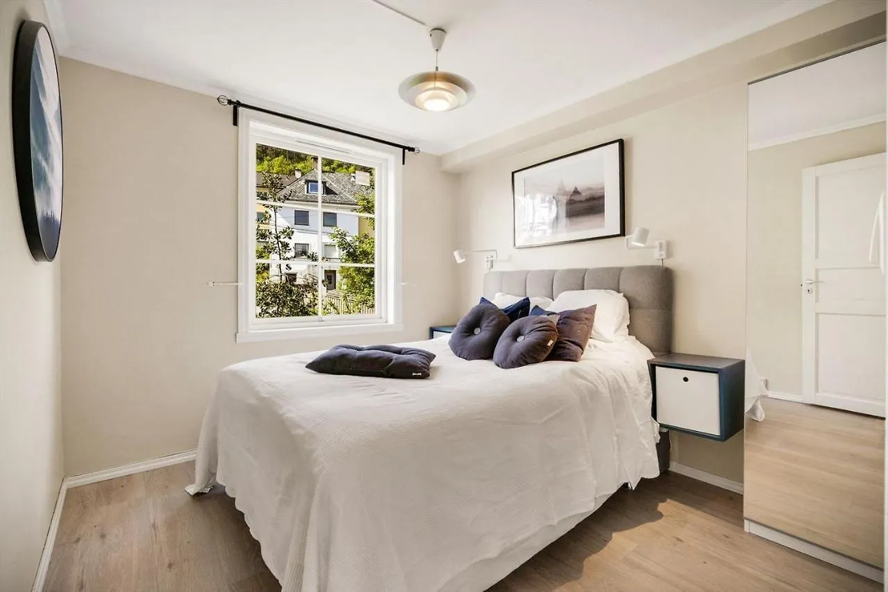 卑爾根Panoramic Flat & Garden, Free Parking 12 Minutes Walking!公寓 公寓 卑爾根